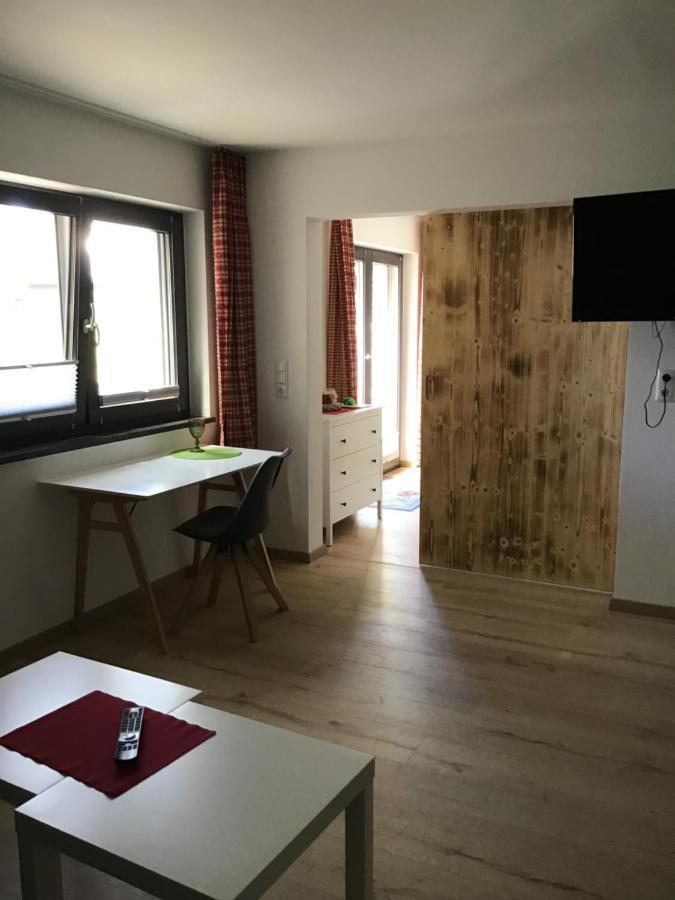Ferienwohnungen "Blumenwiese" Dillingen an der Donau Exterior foto